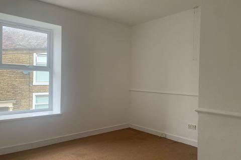 2 bedroom terraced house to rent, Darwen BB3