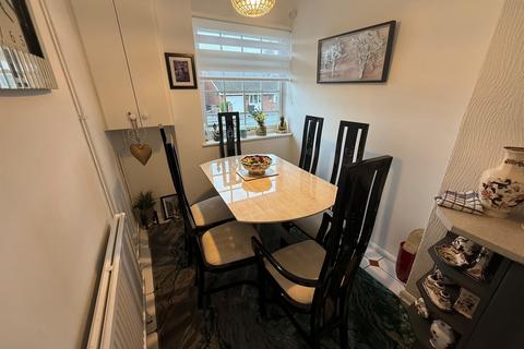 3 bedroom chalet for sale, Bythorn Road, Peterborough