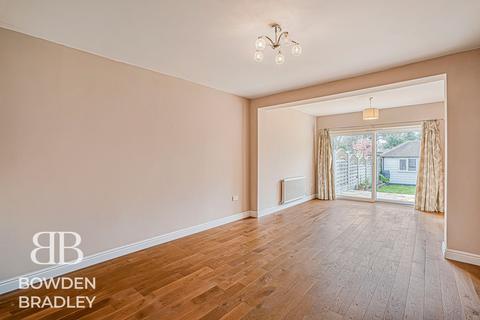 undefined, Hillview Avenue, Hornchurch, RM11