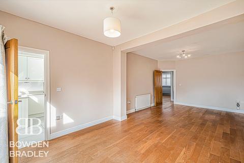 undefined, Hillview Avenue, Hornchurch, RM11