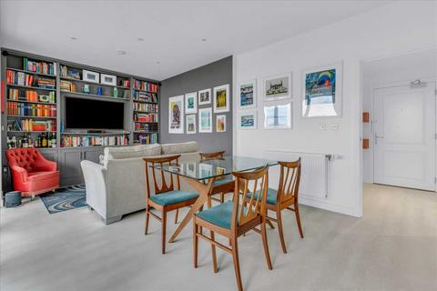1 bedroom property to rent, Hamilton Mansions, 12 Fielders Crescent, Essex