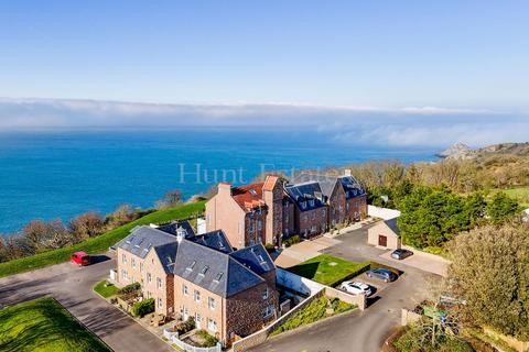 undefined, Apt 6 La Tourelle
