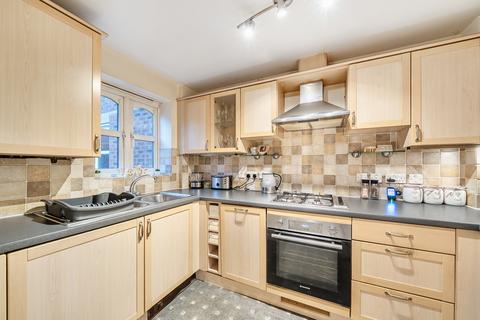 undefined, Woodfield Road, Thames Ditton, KT7