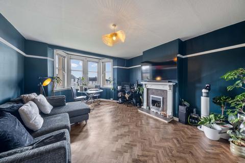 undefined, Dundee DD3