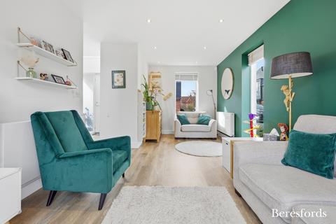 3 bedroom detached house for sale, St. Andrews Drive, Little Waltham, CM3