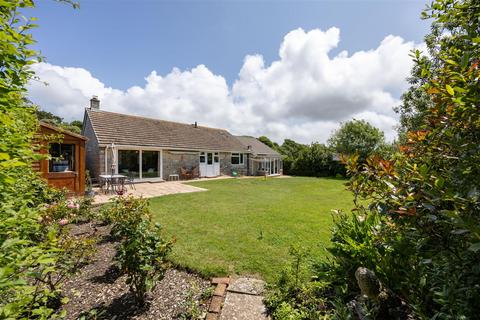 4 bedroom detached bungalow for sale, Yarmouth, Isle of Wight