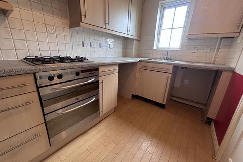 2 bedroom flat to rent, Avro Close, SOUTHAMPTON