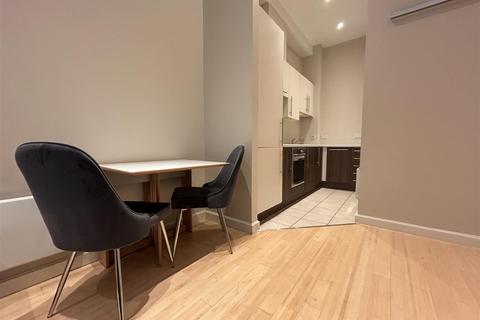 2 bedroom apartment to rent, The Birchin Northern Quarter