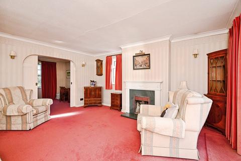 5 bedroom detached house for sale, Maidstone Road, Maidstone ME17