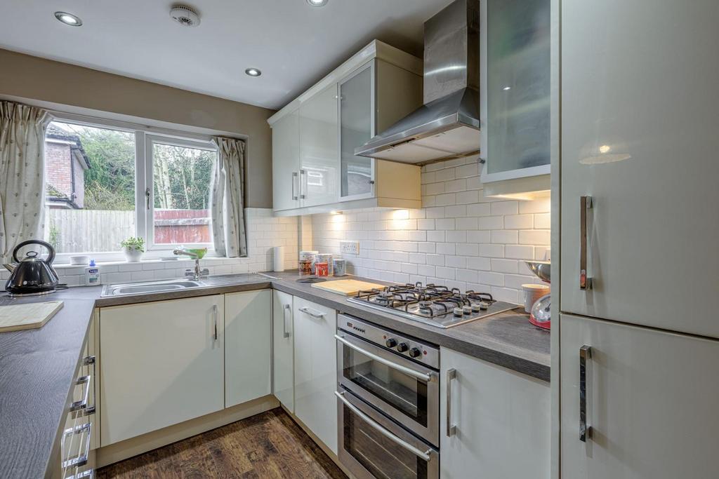 Kitchen Area 2