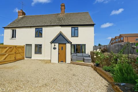 undefined, Coxwell Street, FARINGDON