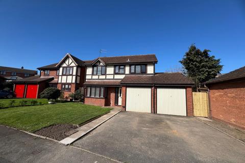 undefined, Elgar Crescent  Droitwich  WR9 7SP