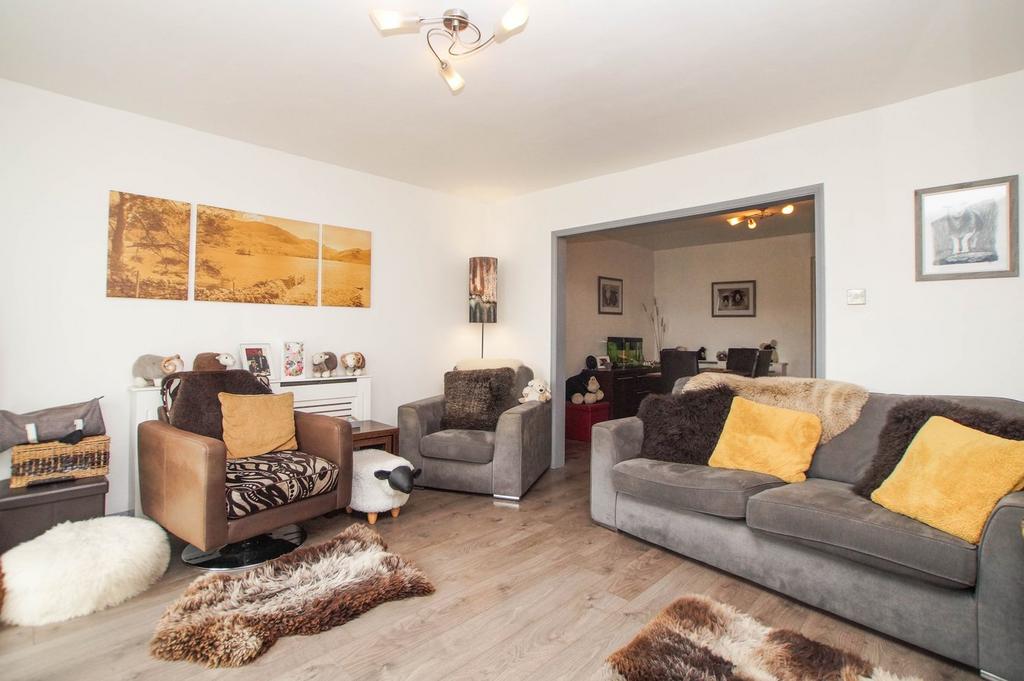Open Plan Dining Lounge