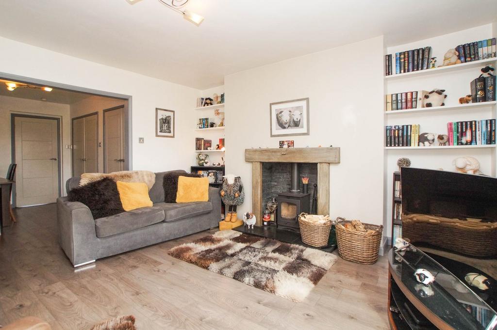 Open Plan Dining Lounge