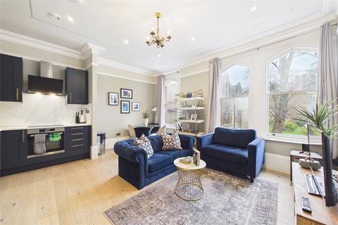 undefined, The Forbury, Reading, Berkshire, RG1