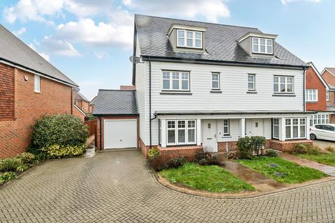 undefined, Kestrel Walk, Fleet, GU51