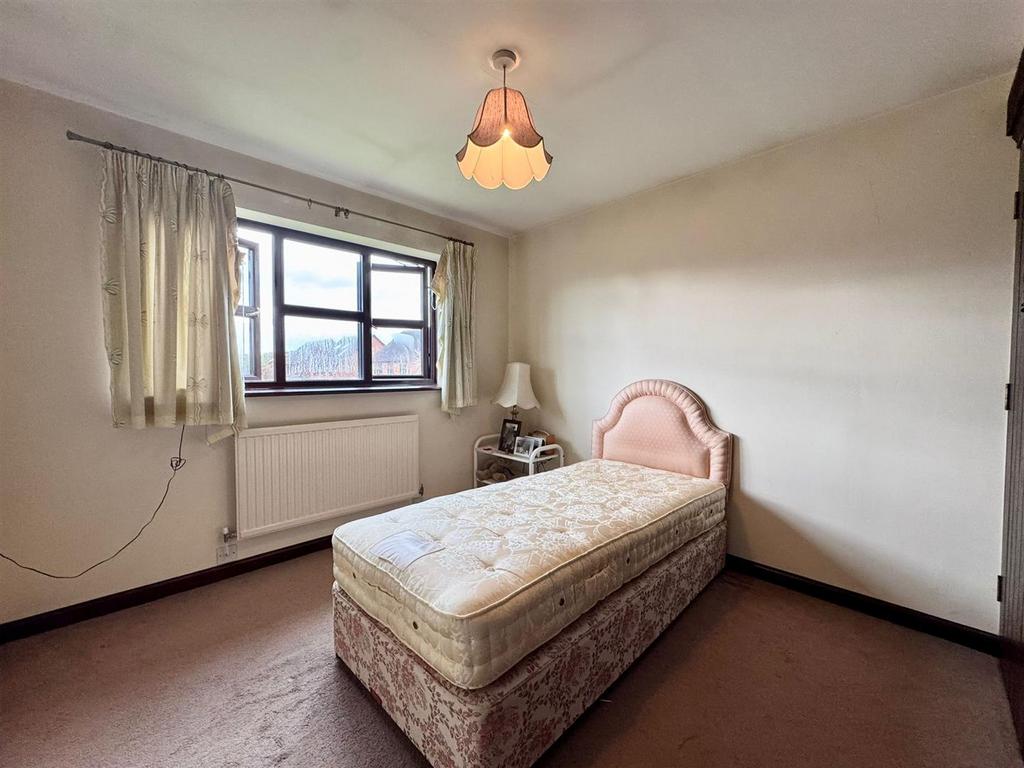 Bedroom 2 ,2.jpg