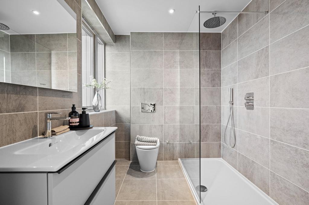 Ensuite Shower