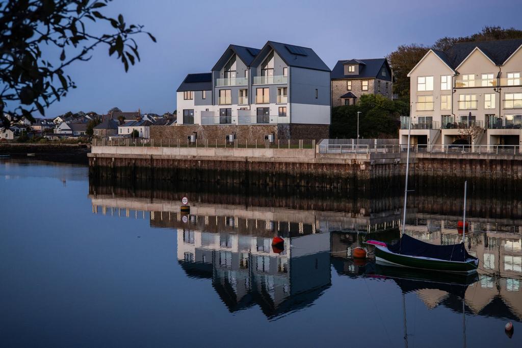 Waterside Aspect