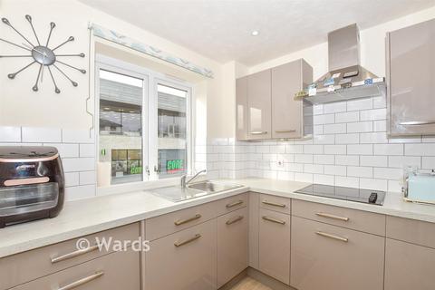 1 bedroom apartment for sale, King Street, Maidstone, Kent