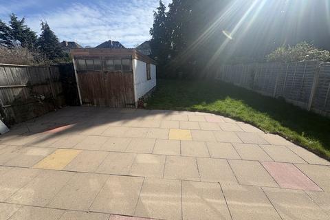 undefined, Abbey Crescent, Oldbury, B68