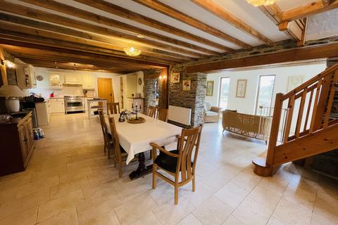 4 bedroom barn conversion to rent, Llanfyrnach SA35