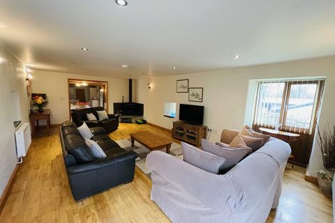 4 bedroom barn conversion to rent, Llanfyrnach SA35