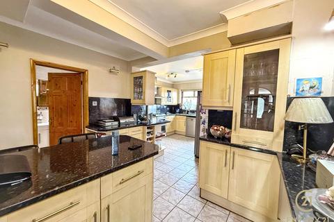undefined, Thorncliffe Road, SOUTHALL UB2