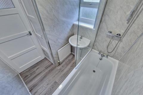 3 bedroom house for sale, Apsley Crescent, Kenton NE3