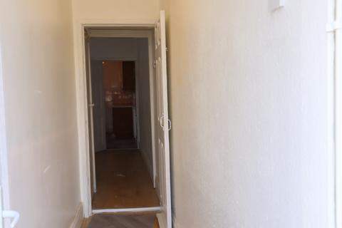 1 bedroom flat to rent, Uppingham Road, Leicester LE5