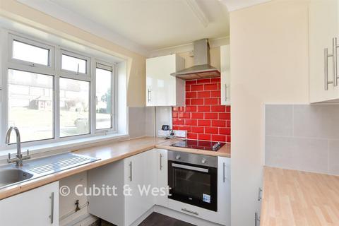 2 bedroom flat for sale, Chelwood Close, Brighton BN1