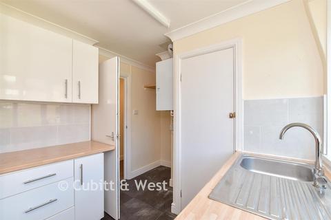2 bedroom flat for sale, Chelwood Close, Brighton BN1