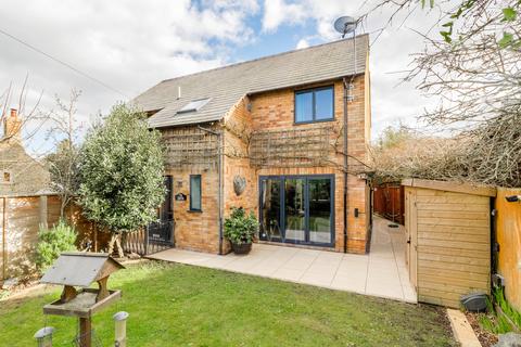 4 bedroom detached house for sale, Church Road, Piddington, Northampton, NN7