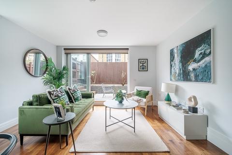 1 bedroom flat for sale, North Road, Brentford, TW8