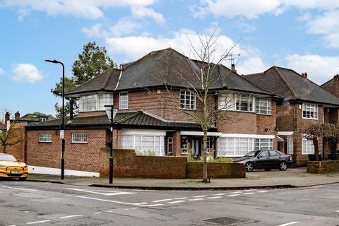 Beaufort Road, Ealing, W5