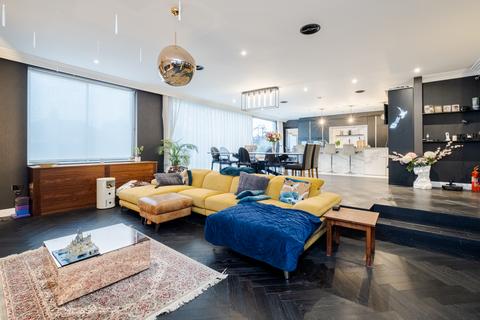undefined, Beaufort Road, Ealing, W5