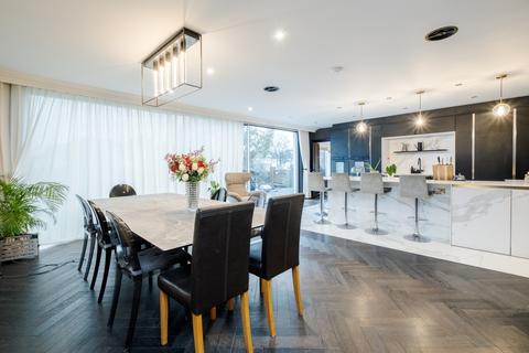 undefined, Beaufort Road, Ealing, W5
