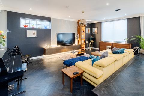 undefined, Beaufort Road, Ealing, W5