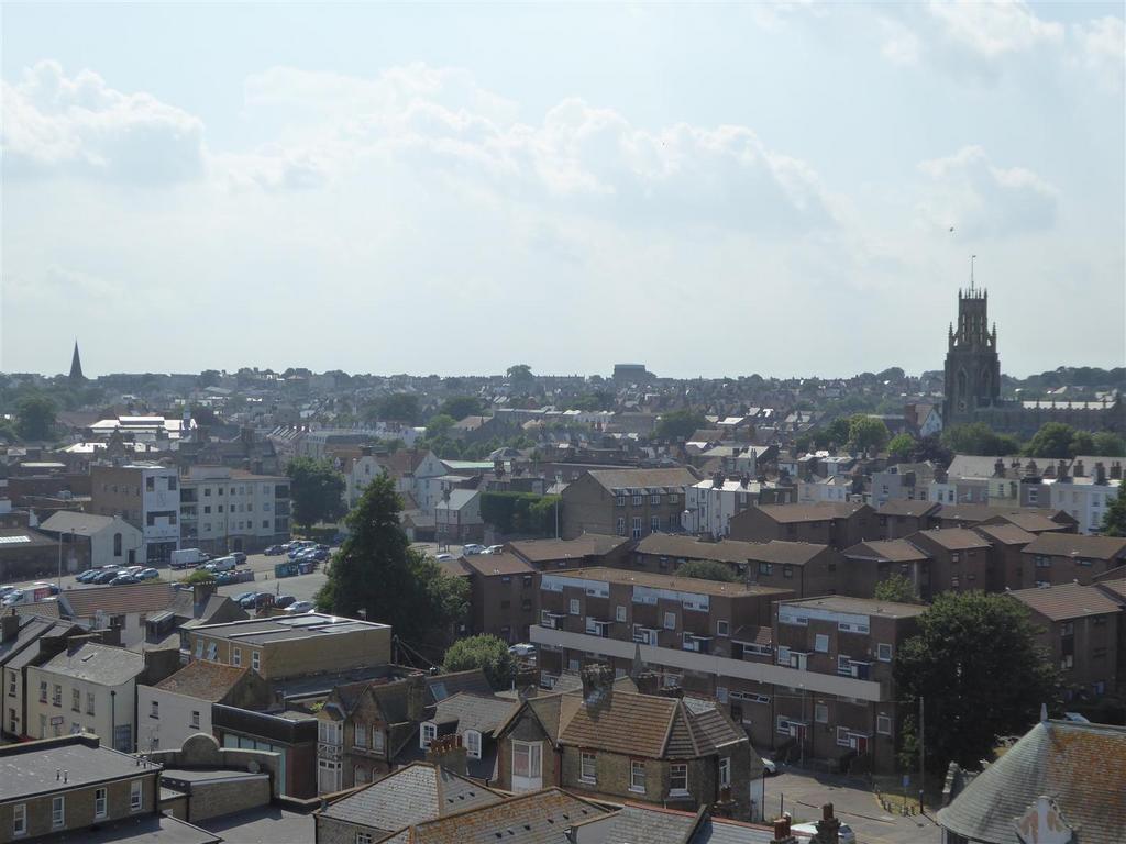 013.jpg