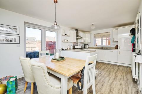 3 bedroom detached house for sale, Fairhaven, Hampton Gardens, Peterborough
