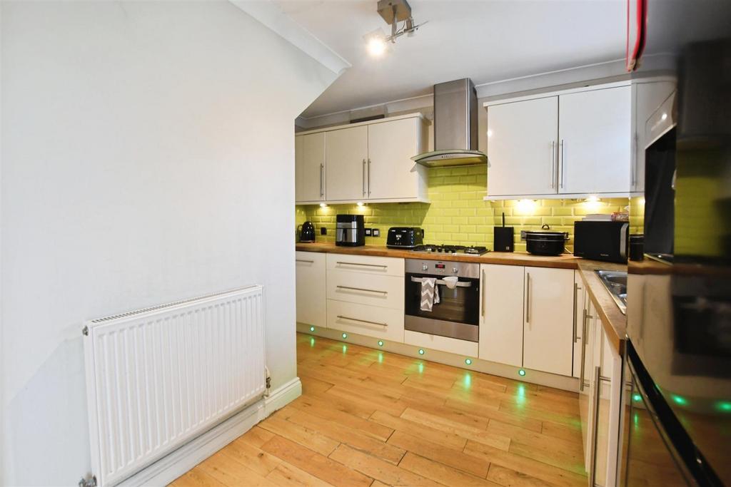 Fitted Kitchen