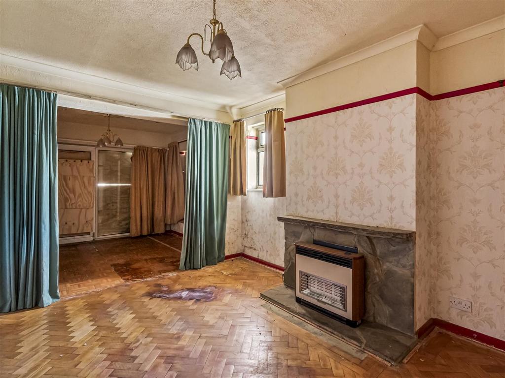 116 Littlehampton Road-007.JPG