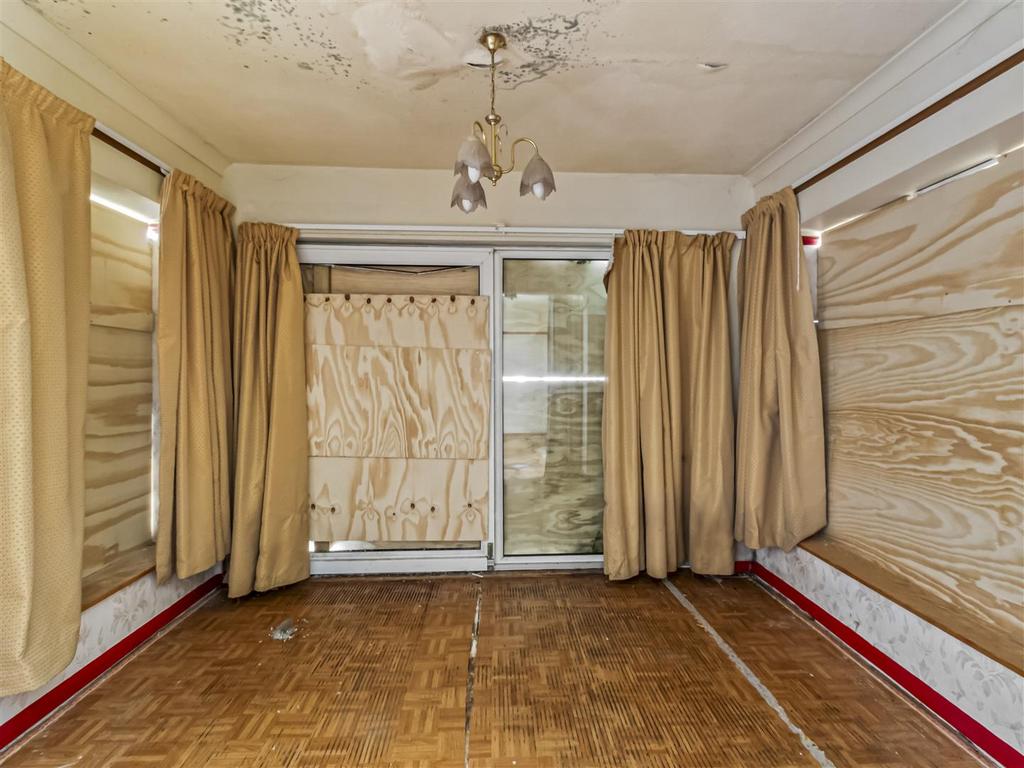 116 Littlehampton Road-008.JPG