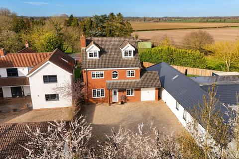 5 bedroom detached house for sale, Middle Road, Great Plumstead, Norwich
