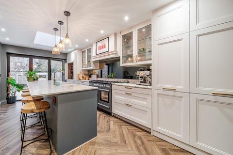 2 bedroom house for sale, Arbrook Lane, Esher, KT10