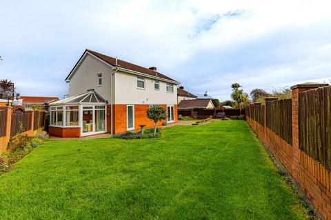 4 bedroom detached house for sale, Whitcliffe Drive, Penarth CF64