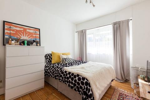 1 bedroom flat to rent, Clapham Road, Clapham North, London, SW9
