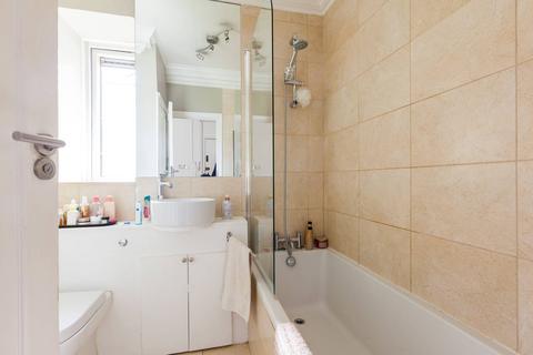 1 bedroom flat to rent, Clapham Road, Clapham North, London, SW9