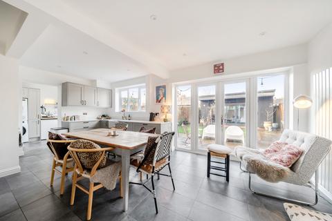 4 bedroom house for sale, Ashley Road, Farnborough, GU14