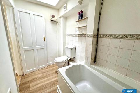 undefined, Ellesmere Avenue, Mill Hill